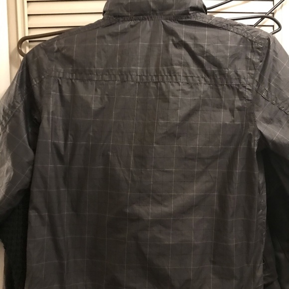 Little boys Gap windbreaker - Picture 7 of 7